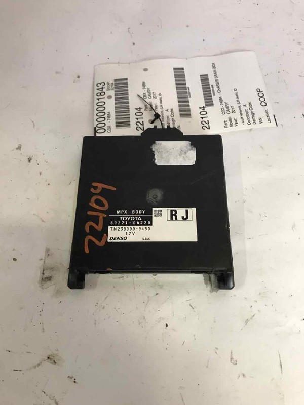 89221-06220 TOYOTA CAMRY 15 16 17
