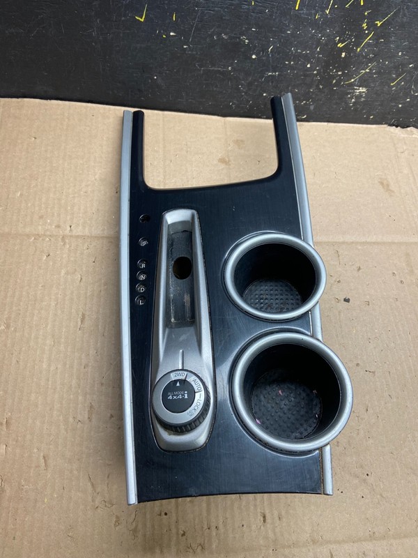 2013 to 2020 Nissan Pathfinder Front Shifter Center Console Cup Holder Y2380 DG