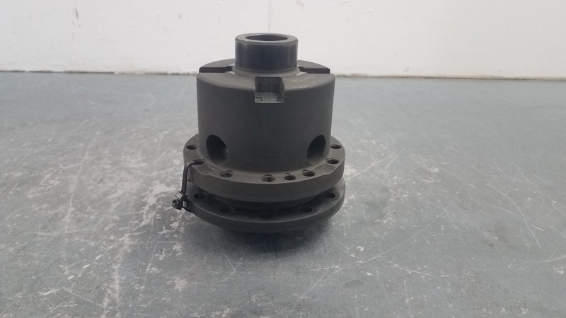Lamborghini GallardoOEM Rear Differential Carrier #7672 B5