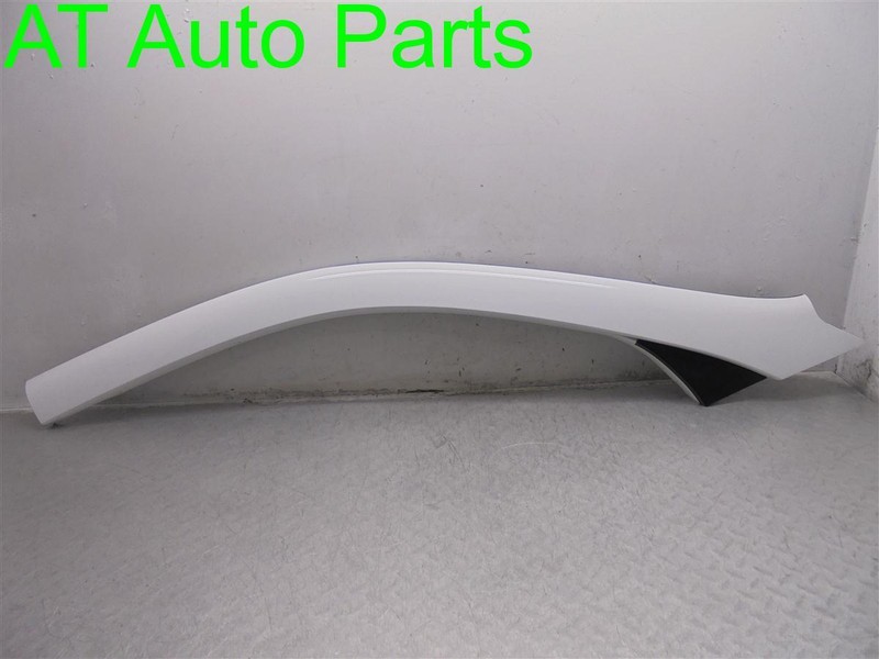 2007 CHEVROLET EQUINOX REAR PASSENGER RIGHT QUARTER MOULDING WHITE OEM