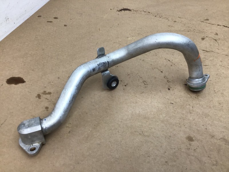 Mercedes E63 S W213 2018 4.0L Engine Motor Oil Line Pipe Hose Tube 18-20 ;:O