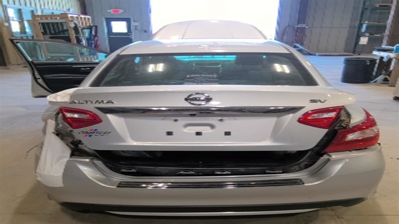 Trunk/Hatch/Tailgate Sedan With Rear View Camera Fits 16-17 ALTIMA 3437223