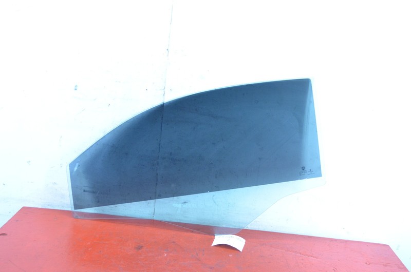 12-17 FIAT 500 FRONT LEFT DRIVER SIDE DOOR WINDOW GLASS OEM