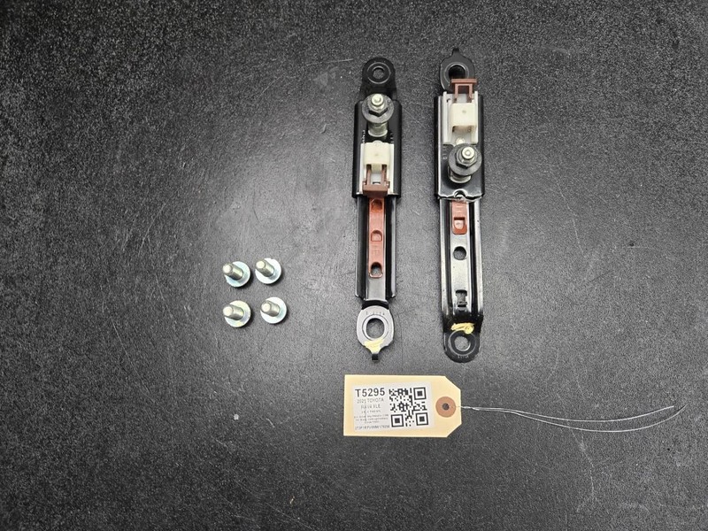 2PC Front Right + Left Seat Belt Adjusters Set 2021 Toyota RAV4 2022 - 2025