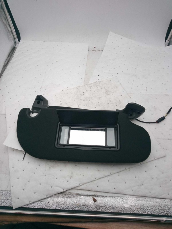 2016 Ford Expedition White Sun Visor Right Side OEM Used 172938 4DR SUV