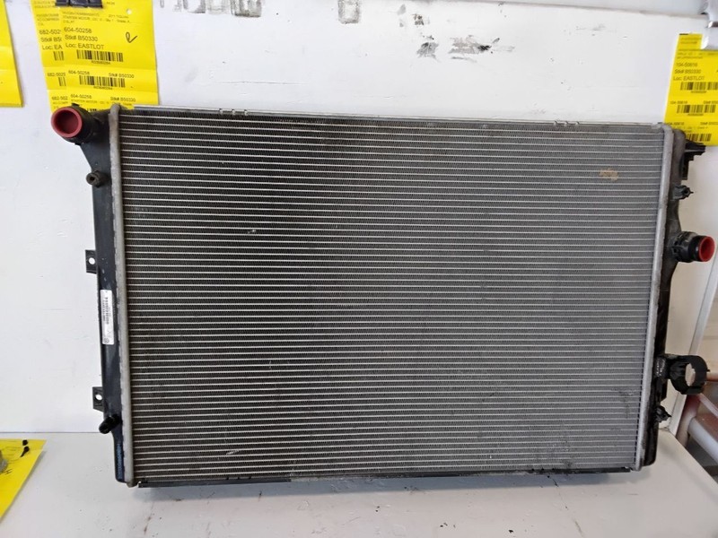 2009-2018 Volkswagen Tiguan Radiator 2.0L Turbo