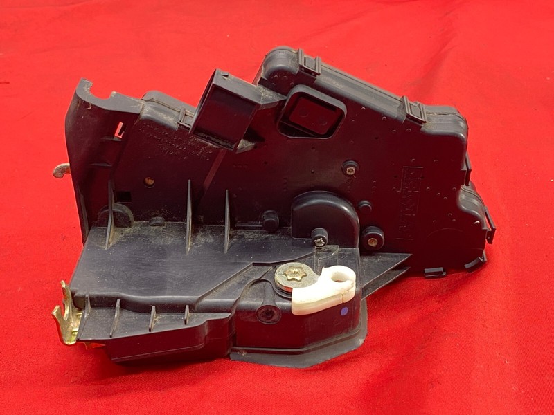 01-05 BMW E46 320 325 330 Sedan Rear Left Driver Lock Latch Actuator Motor OEM✅
