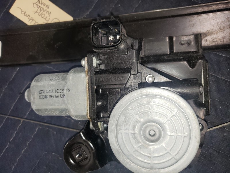 2013 - 2018 NISSAN ALTIMA Front Right Door Passenger Window Regulator And Motor