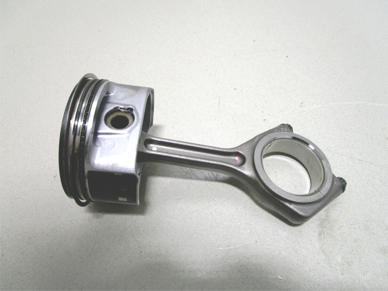 8M0095919 Piston & Connecting Rod for Mercruiser Bravo 6.2L V8 Stern Drive