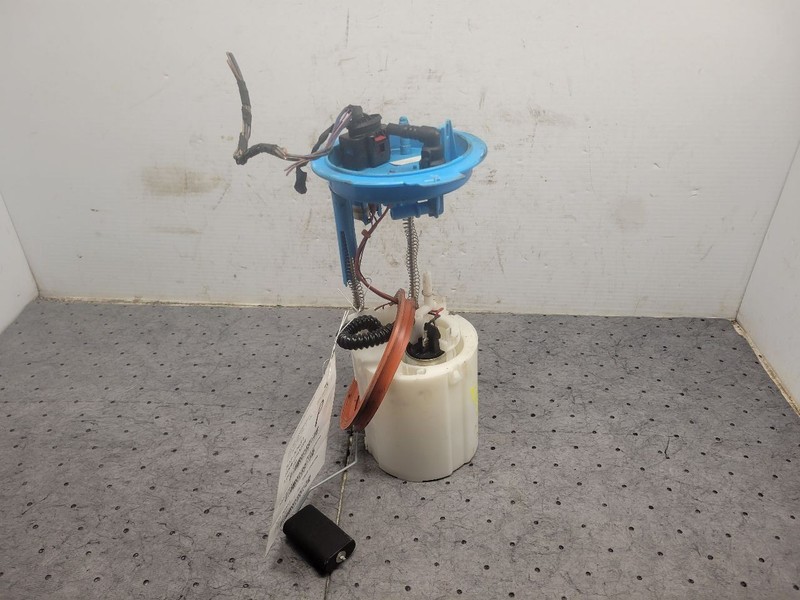 Fuel Pump Assembly 2.0L Turbo Tank Mounted Fits 09-11 TIGUAN 1632976