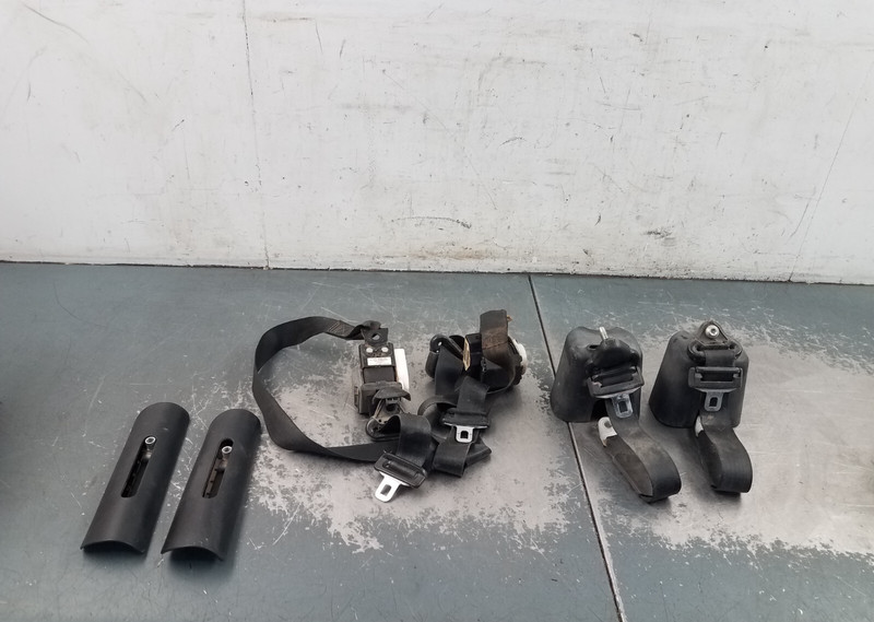 2006 Jeep Wrangler TJ Rubicon 4x4 Black Seat Belt Set #4801 M1