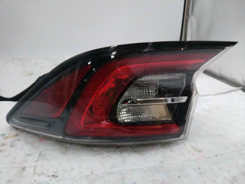 2019 Toyota Corolla Right Tail Light Assembly Silver OEM 700253 96K Miles