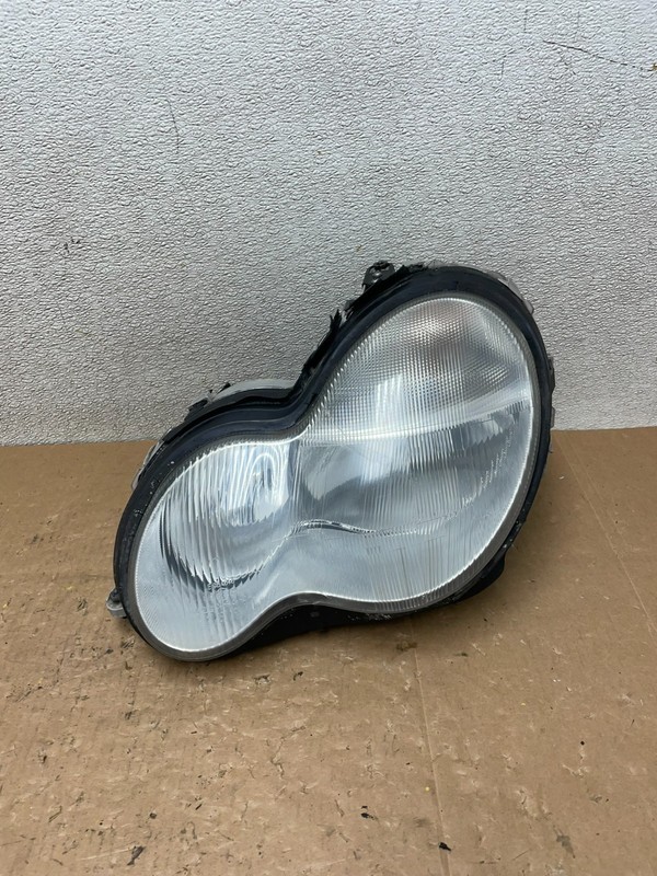 2001-2004 Mercedes-Benz C Class Halogen Left Driver Headlight Oem V5033 DW