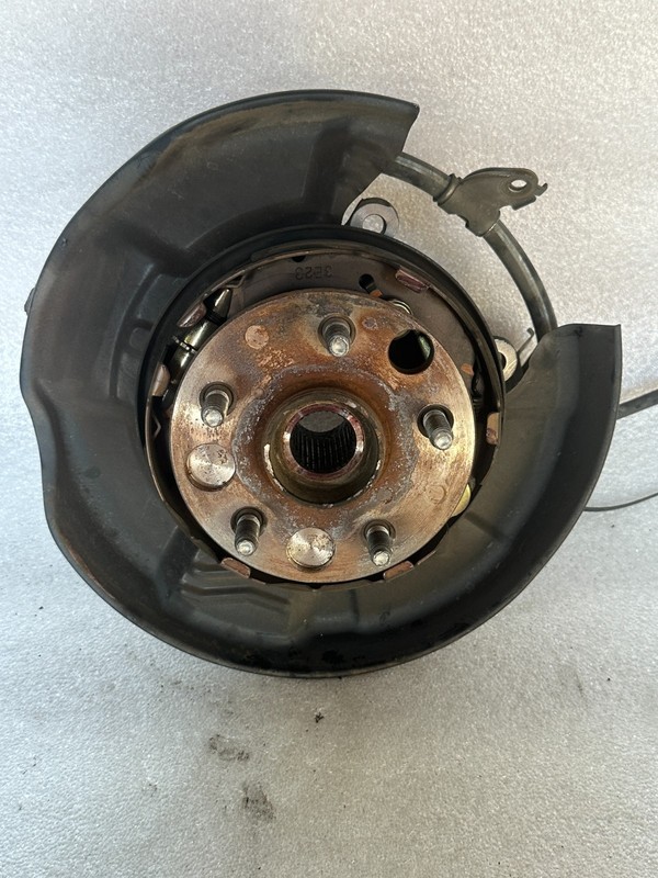 02-10 Lexus SC430 Rear Right Knuckle Spindle w/Hub Brake Cable Passenger OEM