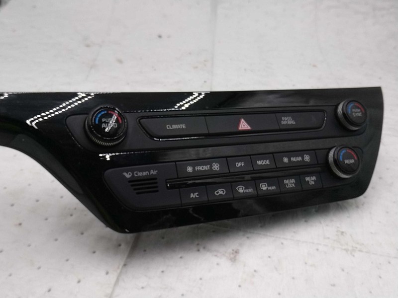 2015 Kia Sedona A/C Selector Switch OEM Blue 97250A9420WK 104K Miles