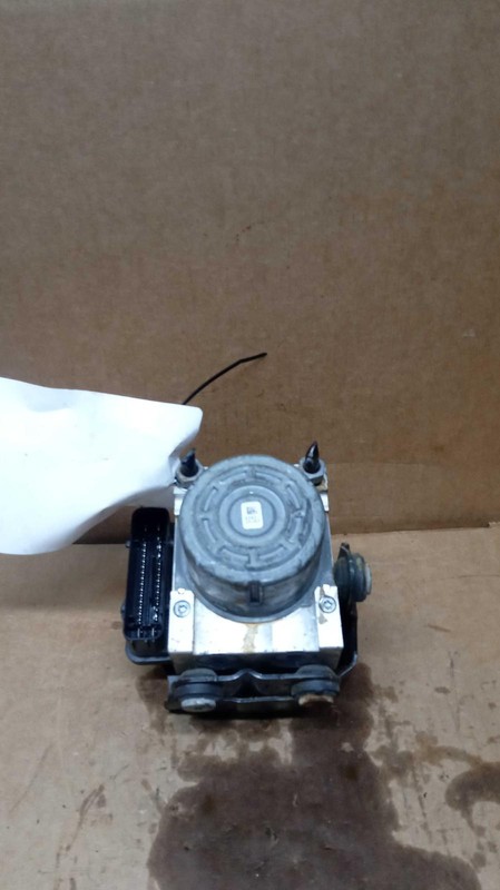 2017 Ford Explorer ABS Pump & Motor Assembly OEM FB5Z2C215A 119k Miles