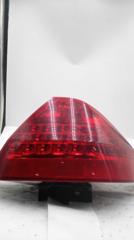 2006-2007 Honda Accord Right Tail Light Assembly OEM 152813 Used 205K Miles