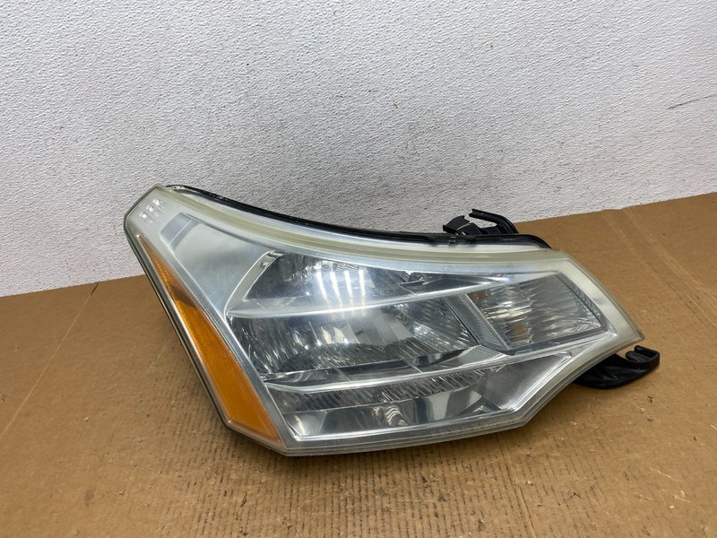 2008 2009 2010 2011 Ford Focus Right Passenger Rh Side Headlight AE0598 DW