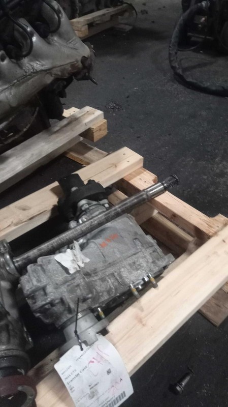 2015 Cadillac CTS Transfer Case Assembly OEM 84154807 97K Miles 4WD Black