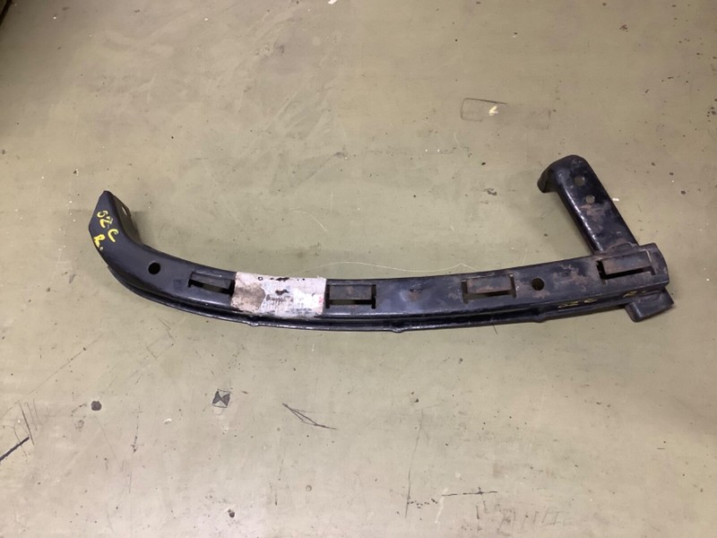 01-03 Civic Headlight bracket Right Used OEM