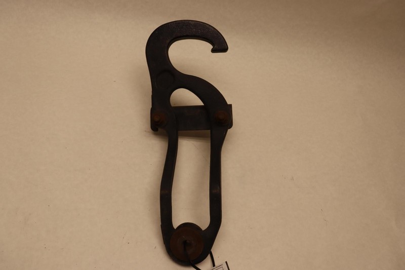 2011-2014 DODGE RAM 1500 FRONT LEFT DRIVER SIDE FRAME TOW HOOK OEM