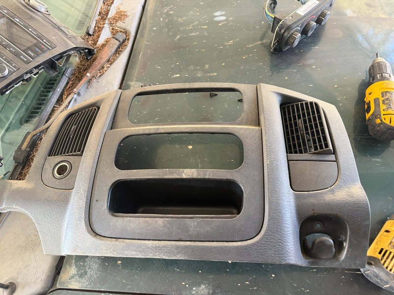 02-05 Dodge Ram 1500 2500 3500 Radio Bezel Center Dash Trim Gray OEM
