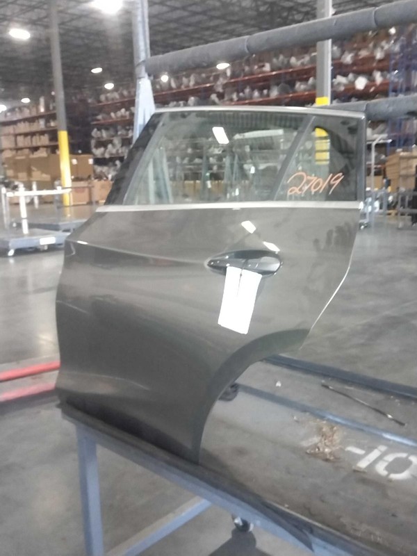 Infiniti QX30 2017 Left Rear Door Grey 662215 9018