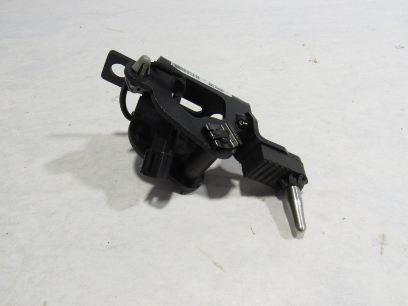 17-20 Mclaren 720S 720 2020 Rear Right Passenger Roof Lock Latch Striker #3