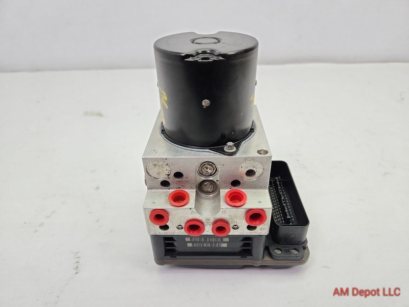 2008 BMW 535i 550i 528i E60 RWD ABS Pump Hydro Unit DSC Module 34516783361