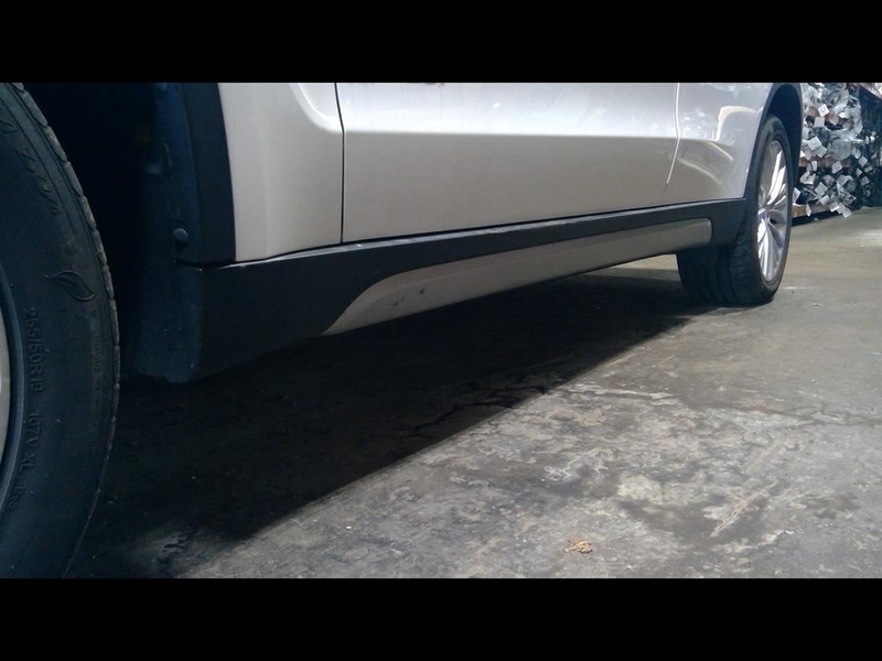 2014-2018 X5 Left Rocker Panel Moulding 1593753