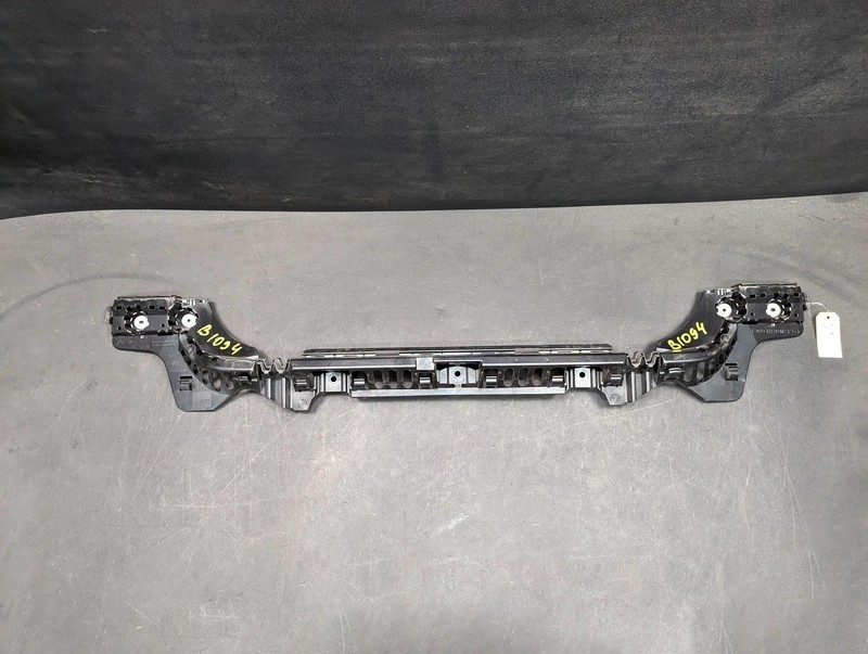 Rear Bumper Center Bracket 2018 BMW 330i 51127256922 2017