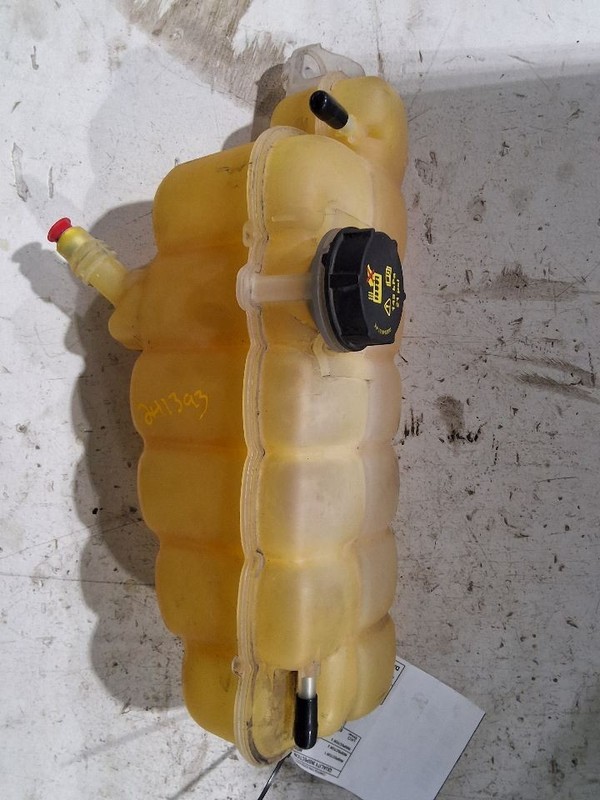 Coolant Reservoir Fits 15-23 FORD F150 PICKUP 3348855