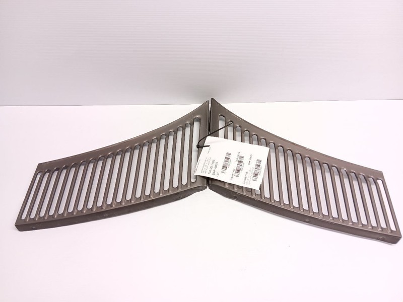 72-89 Mercedes R107 450SL 560SL Left Right Hood Air Circulation Vent Grille