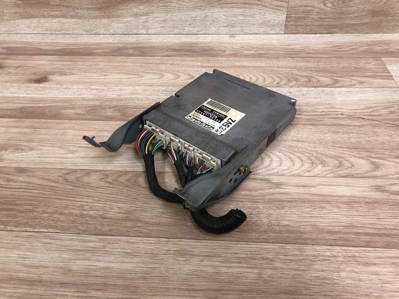TOYOTA 4RUNNER OEM ENGINE MODULE MOTOR DME COMPUTER ECU ECM 4X2 3.4L 1998