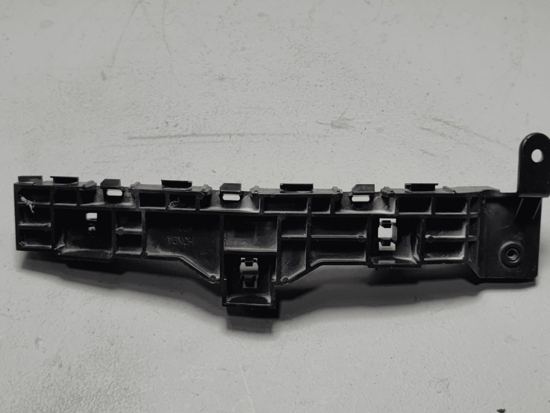 2016 - 2018 HONDA PILOT FRONT BUMPER LEFT DRIVER SIDE MOUNT SUPPORT BRACKET OEM