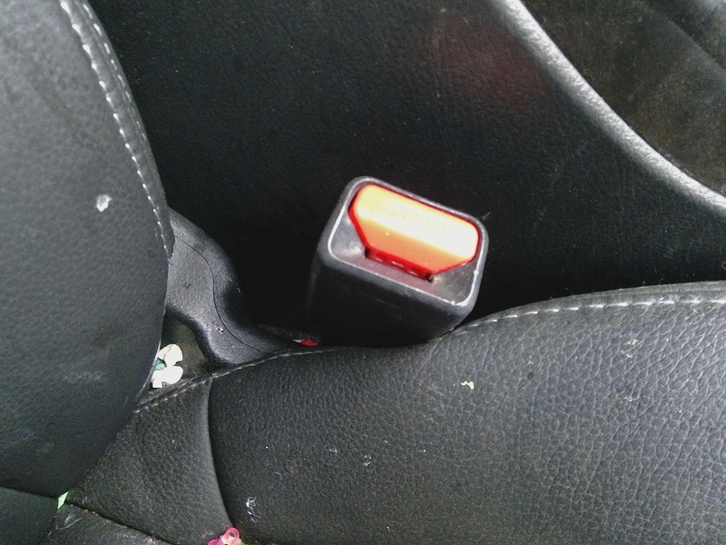 Front Seat Belt Buckle KIA SORENTO 14 15
