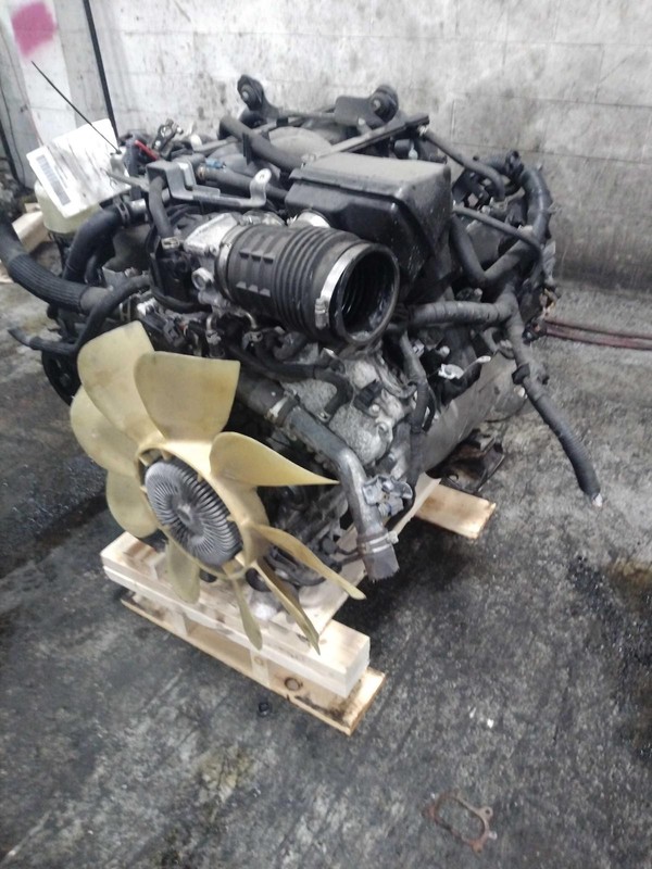 2018 Nissan Armada 5.6L V8 Engine Complete Assembly 115k Miles OEM Warranty