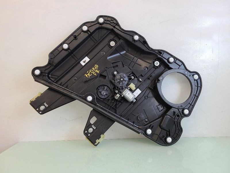 Passenger Right Front Window Regulator Fits 20-24 CORSAIR 586475