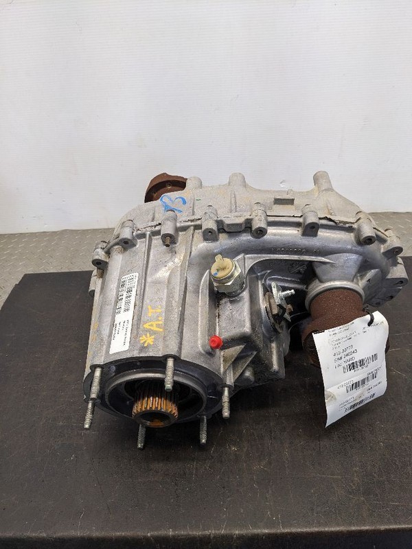 Transfer Case VIN W 6th Digit Jk Body 3.6L Fits 12-18 WRANGLER 1135733