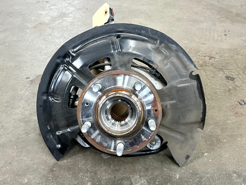 ⭐2020-2025 BUICK ENCORE GX FRONT LEFT DRIVER SPINDLE KNUCKLE HUB OEM LOT2695