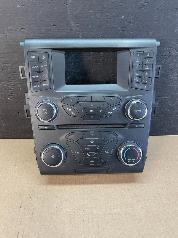 2014-2015 Ford Fusion Center Radio CD Player Screen Climate Control AE3417 DG