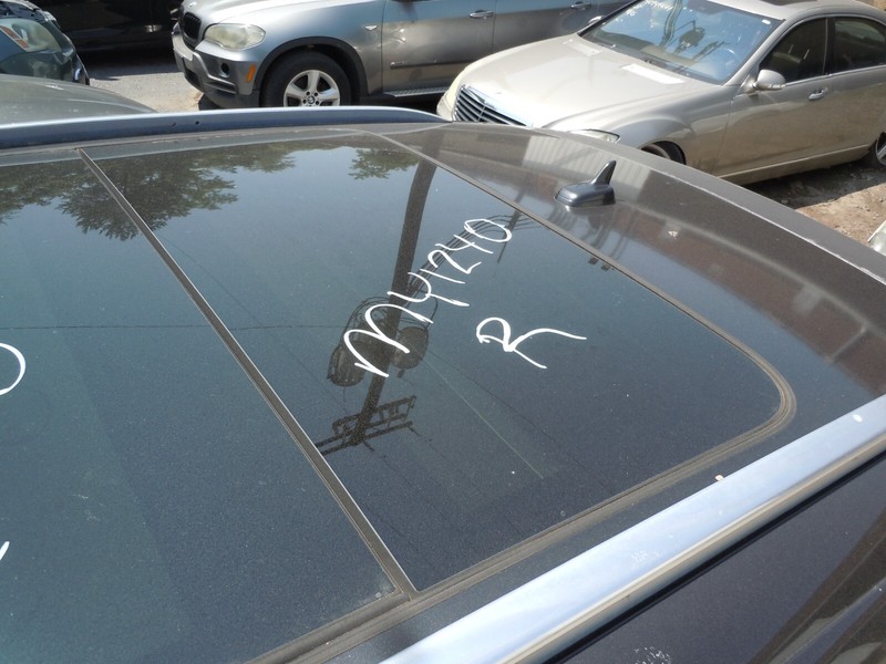 2007-2015 Audi Q7 Rear Sun Roof Glass OEM