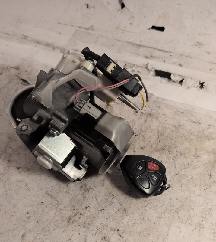 2006-2012 TOYOTA RAV4 IGNITION SWITCH LOCK W/ KEY & CYLINDER OEM 45020-42-4