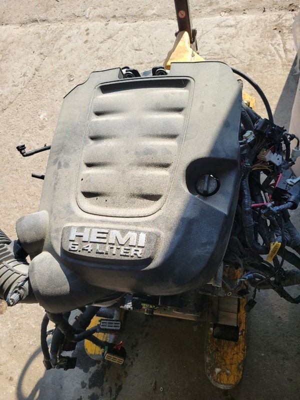 Engine 6.4L Gasoline VIN J 8th Digit Fits 18-24 DODGE 2500 68K 1631918