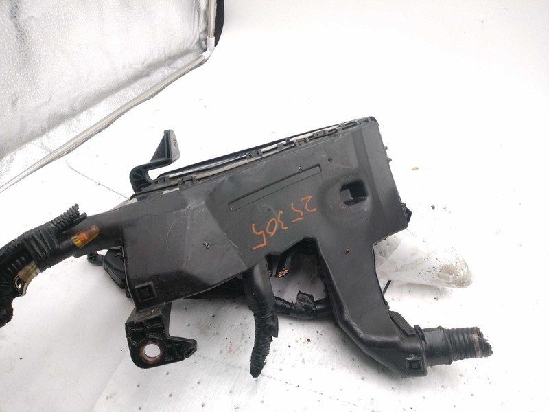 2013 Toyota Camry Fuse Box OEM Red 2.5L Engine 135K Miles NJ25-25305-639204