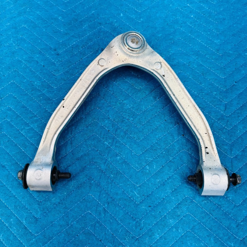 2011–2013 Infiniti M56 Front Left Upper Control Arm OEM