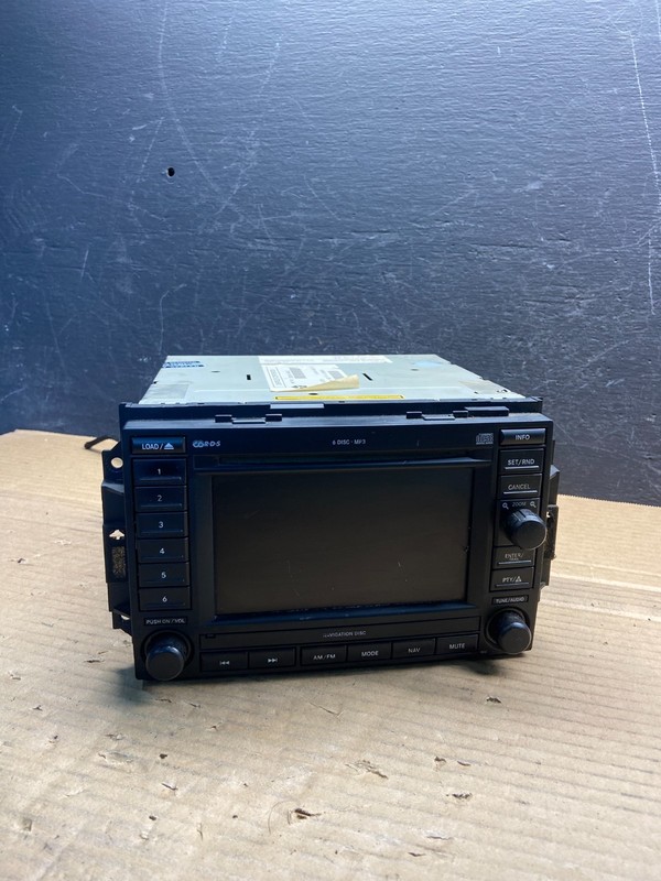 2005 2007 Jeep Dodge Chrysler Screen Display CD Player Satellite Radio AE2562 DG