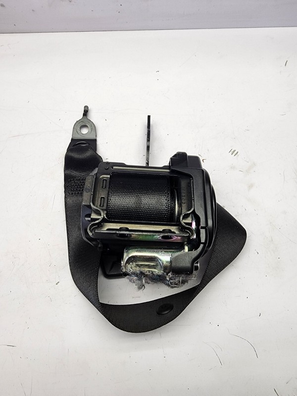 OEM 2019 - 2023 BMW G20 330I M340 REAR LEFT OR RIGHT SEAT BELT