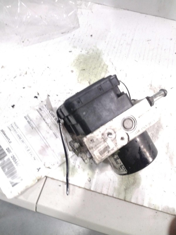 2010 Chevrolet Cobalt ABS Pump & Motor Assembly OEM 137K Mileage Green