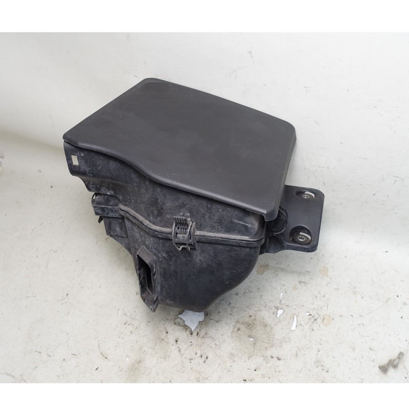 Damaged 2001-2006 BMW E46 330i X3 3.0L M54 Air Filter Housing Intake Muffler OE